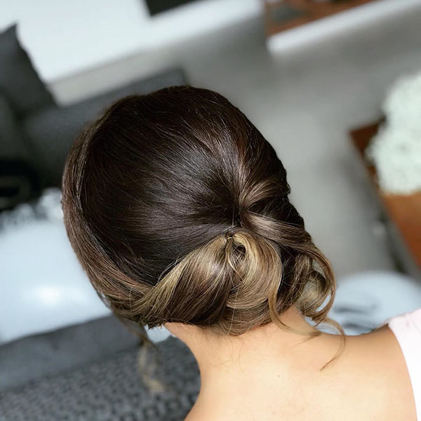 Medium Hairstyle Pictures For Wedding 